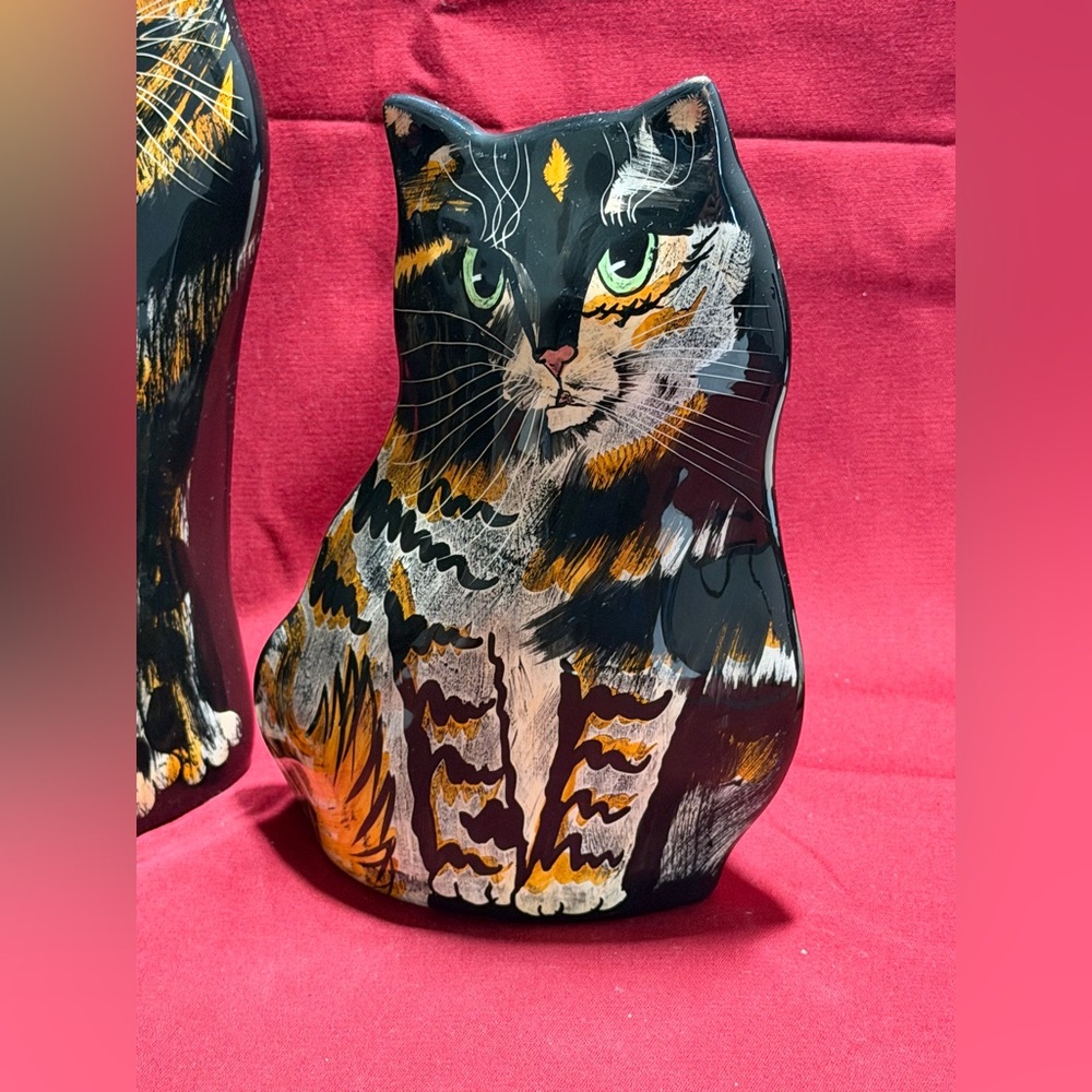 Cats by Nina Lyman Vase Set plus Cat Tales Book - Picture 3 of 15